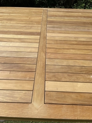Ny træterrasse i hårdttræ med skjult montage og lige kanter
