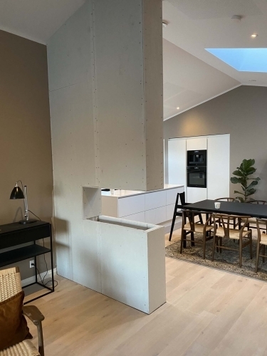 Totalrenovering af bolig med nyt køkken og ombygning